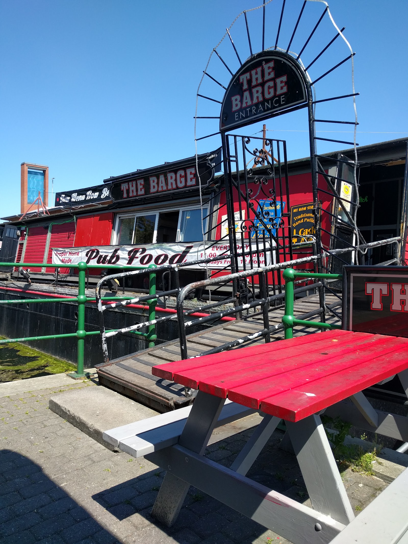 Shops & Businesses in Grimsby — The Barge