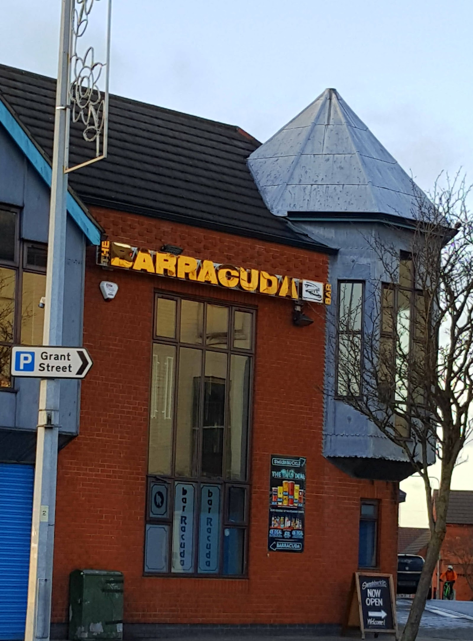 Pubs & Bars in Cleethorpes — Barracuda Karaoke Bar