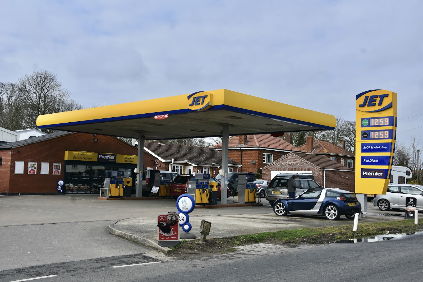 Convenience Stores in Huttoft — Huttoft Village Stores