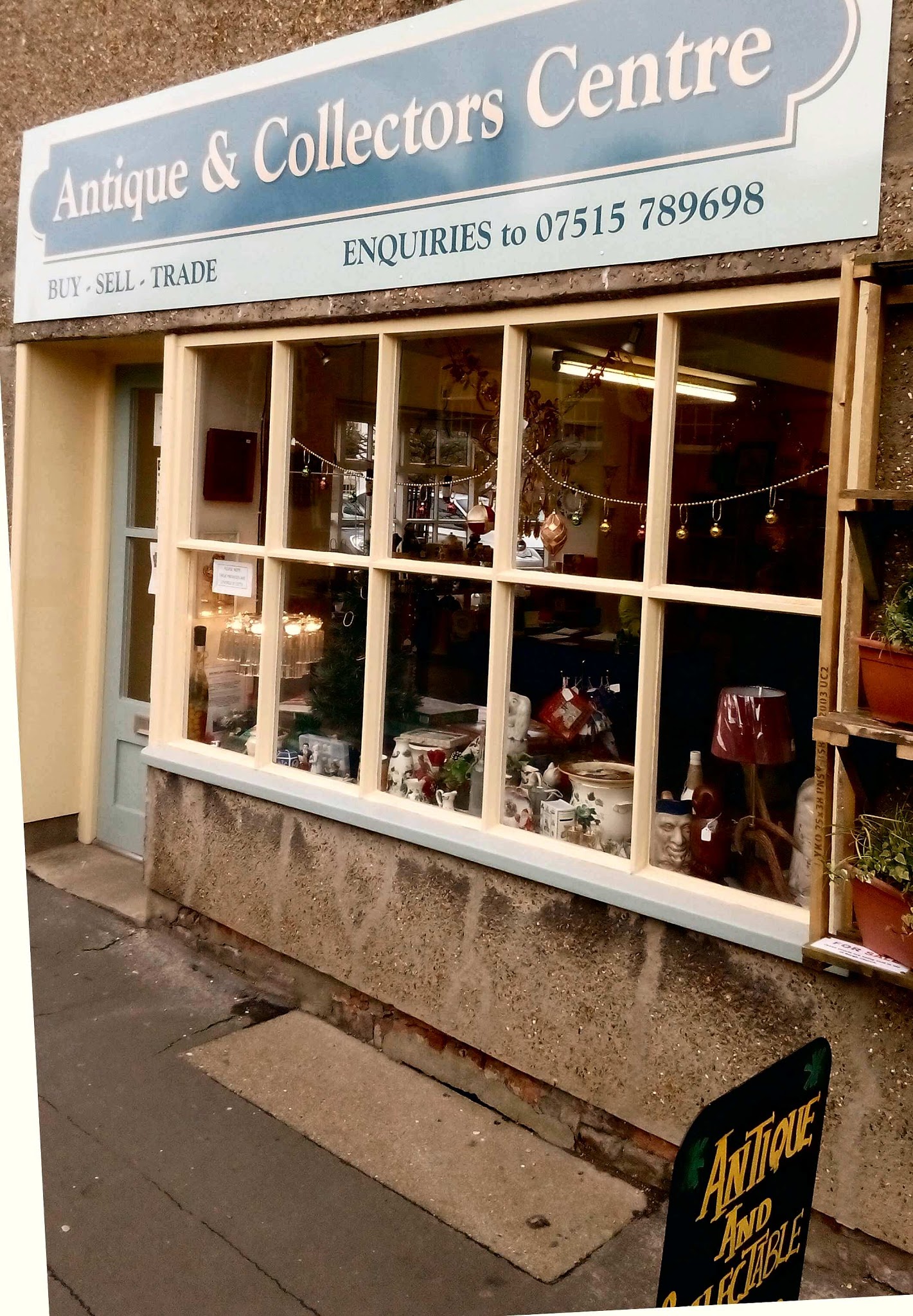 Shops & Businesses in Burgh le Marsh — Burgh Antiques & Collectors Centre
